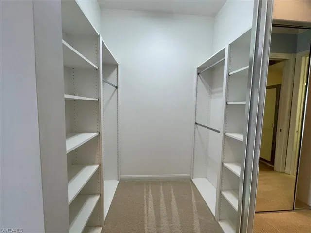 7025  Leopardi  CT, Naples, FL 34114