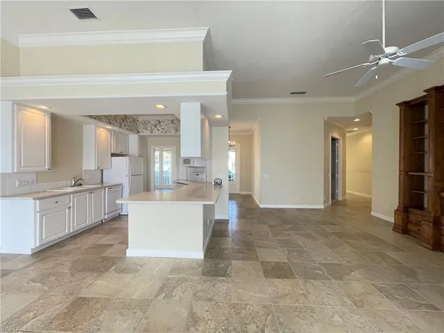 7025  Leopardi  CT, Naples, FL 34114