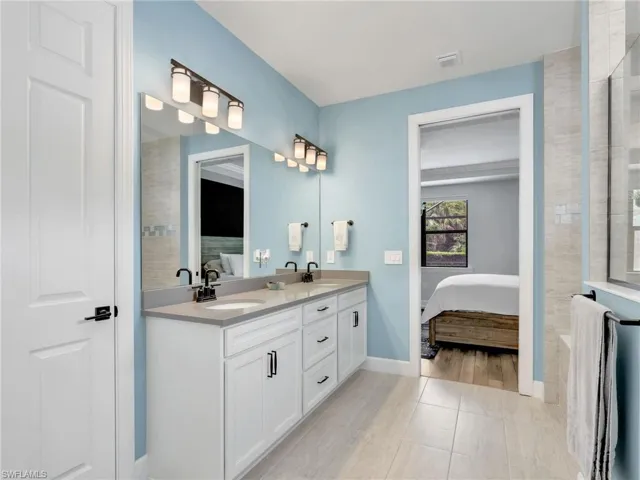 9487  Greyhawk  TRL, Naples, FL 34120