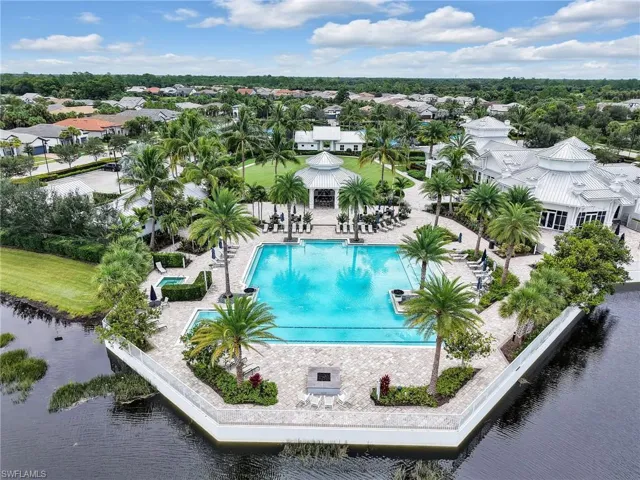 9487  Greyhawk  TRL, Naples, FL 34120