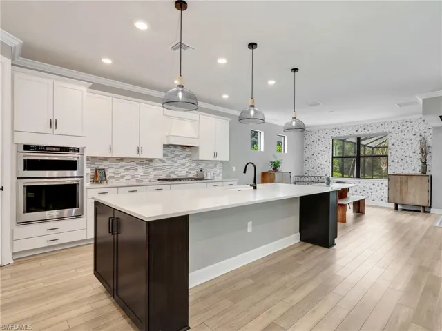 9487  Greyhawk  TRL, Naples, FL 34120