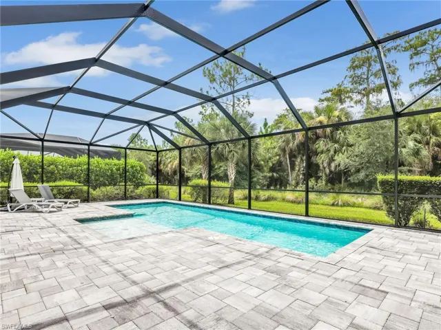 9487  Greyhawk  TRL, Naples, FL 34120