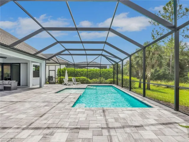 9487  Greyhawk  TRL, Naples, FL 34120