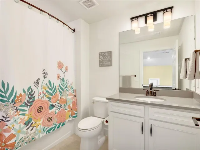 9487  Greyhawk  TRL, Naples, FL 34120
