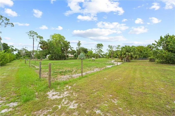 View of yard featuring a rural view
