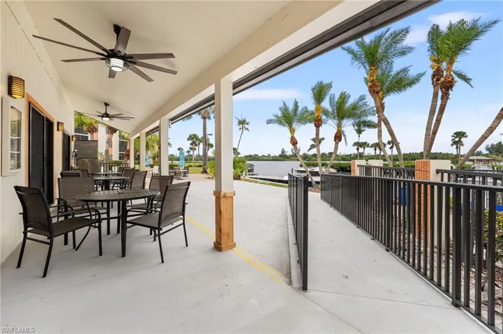 Community Patio w/ramp