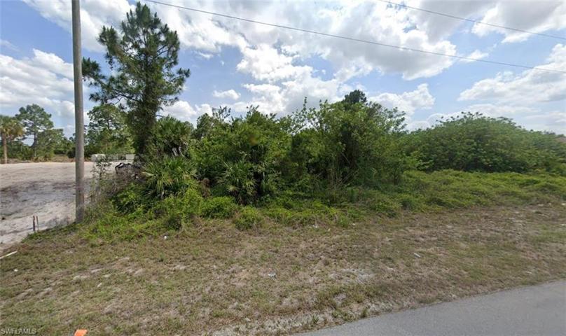 858-860  Motel E ST, LEHIGH ACRES, FL 33974