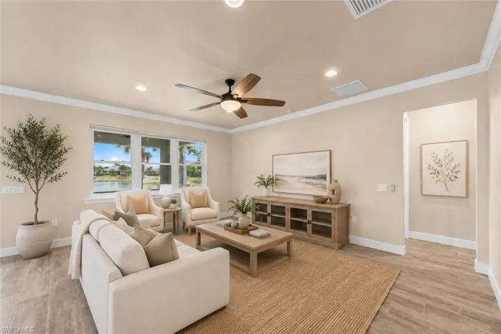 ***VIRTUALLY STAGED*** Living area