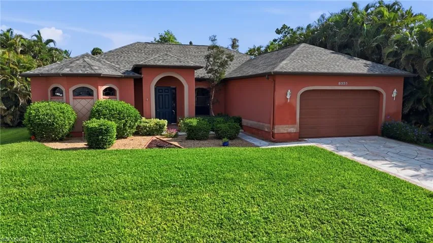 8323 Caloosa Rd, Fort Myers, Florida 33967