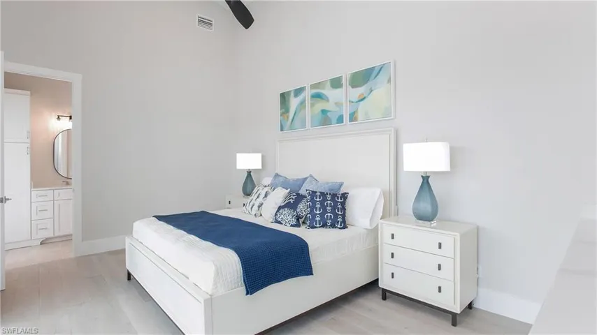 Casita (2nd Bedroom) with Vaulted Ceilings