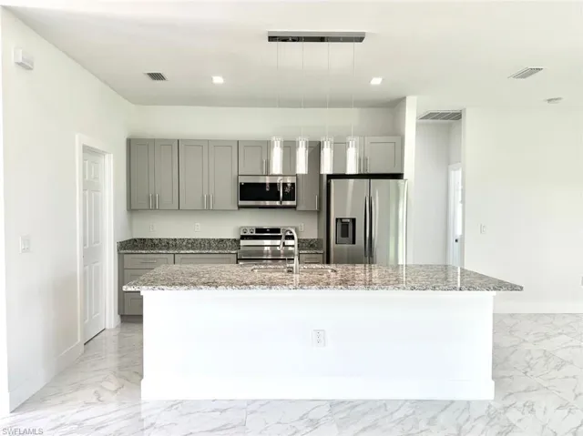 2321 Sw 21st Ter, Cape Coral, Florida 33991