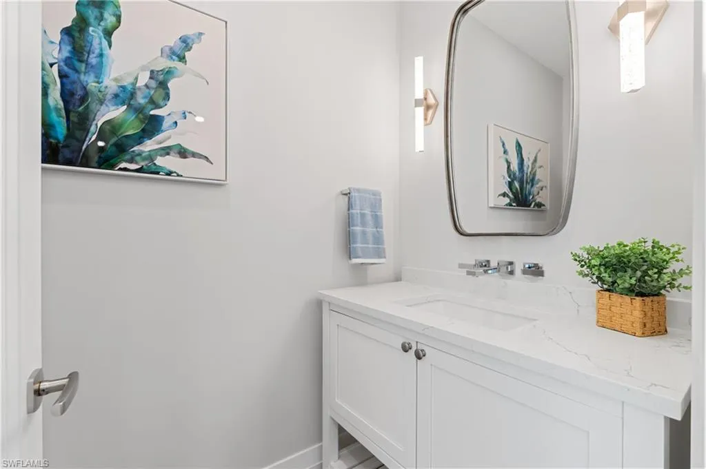 121 Barefoot CIR, Bonita Springs, FL 34134,225001664