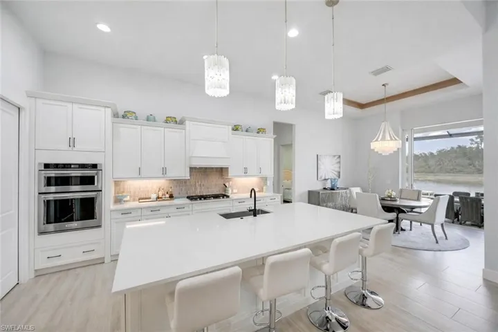 14338 Laguna Springs Ln, Naples, Florida 34114