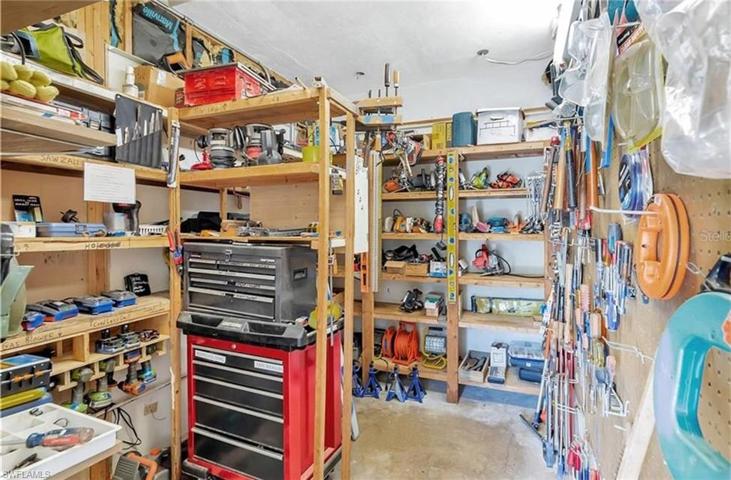 Tool Lending Shop