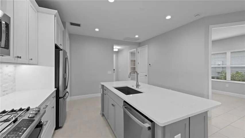 4564 Skysail Dr, Naples, Florida 34120