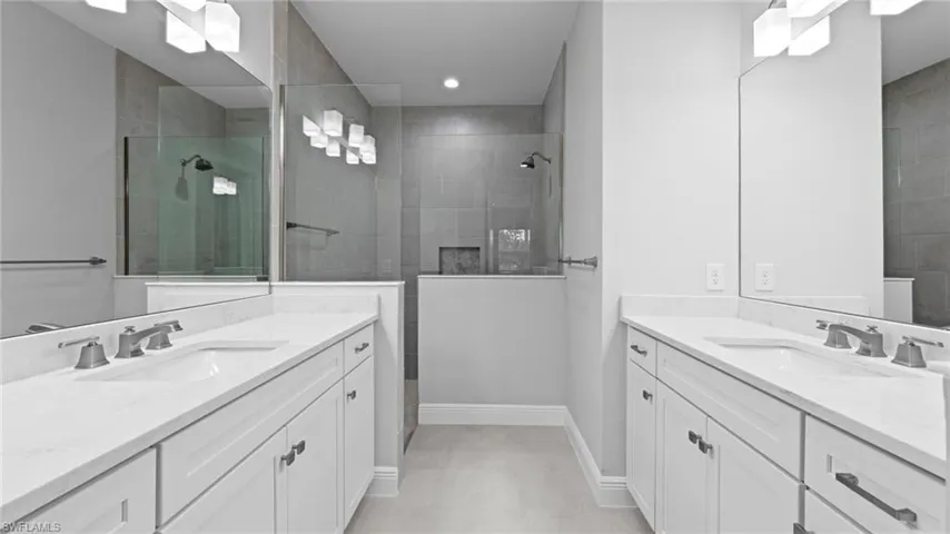4564 Skysail Dr, Naples, Florida 34120