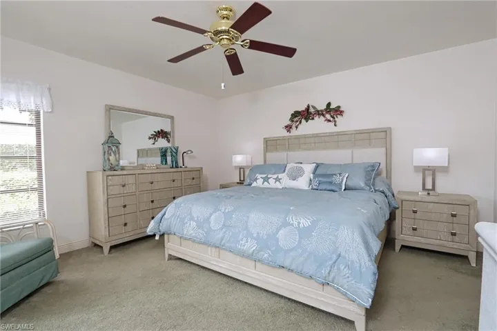 549 Beachwalk Cir, Naples, Florida 34108