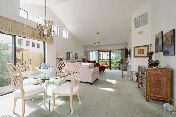 549 Beachwalk Cir, Naples, Florida 34108