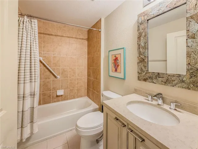 3510 Avion Woods Ct 104, Naples, Florida 34104