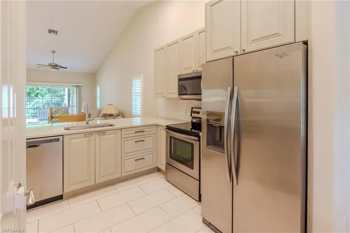 3510 Avion Woods Ct 104, Naples, Florida 34104