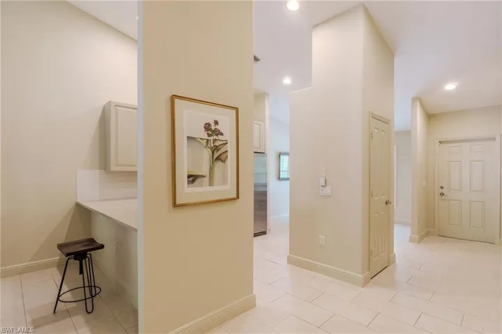 3510 Avion Woods Ct 104, Naples, Florida 34104