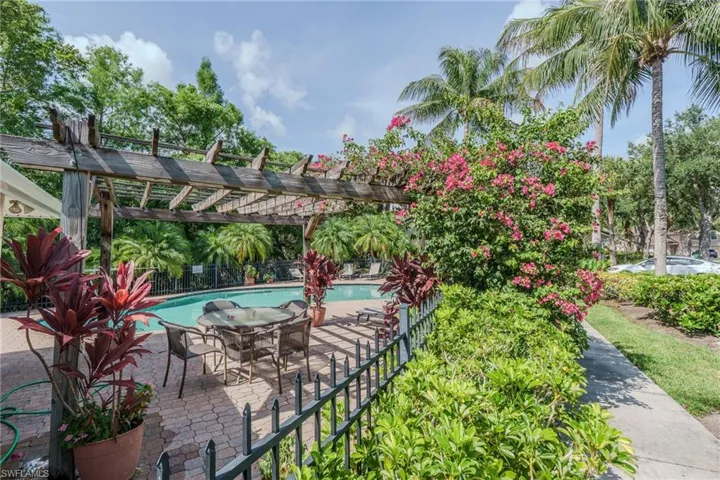 3510 Avion Woods Ct 104, Naples, Florida 34104