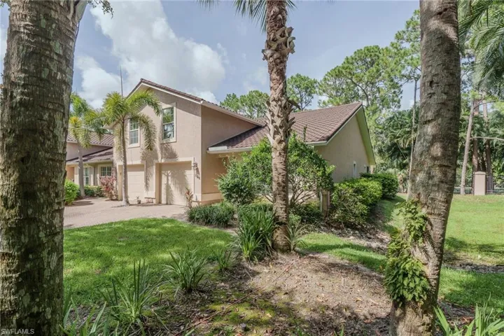 3510 Avion Woods Ct 104, Naples, Florida 34104