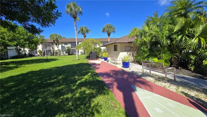 9315 Central Park Dr 204, Fort Myers, Florida 33919
