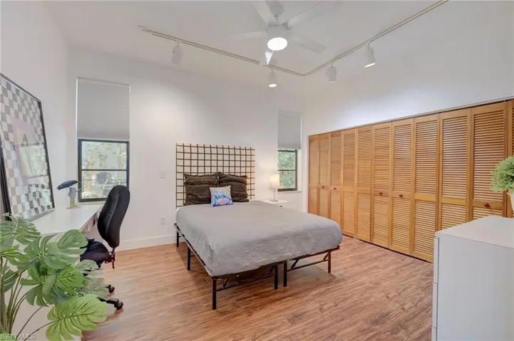 1215 Caloosa Dr, Fort Myers, Florida 33901