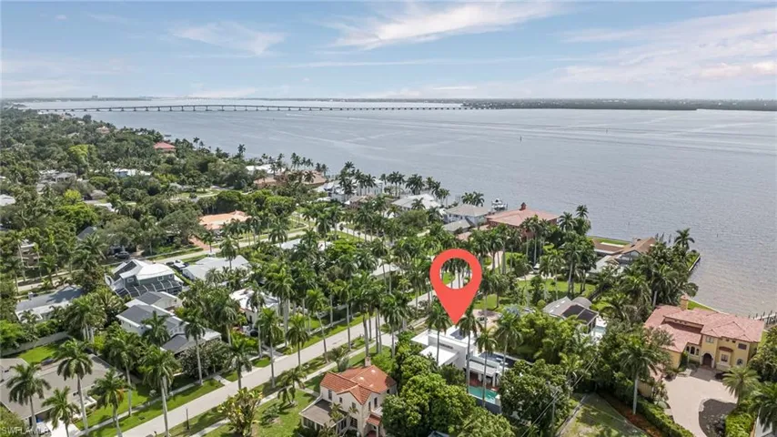 1215 Caloosa Dr, Fort Myers, Florida 33901