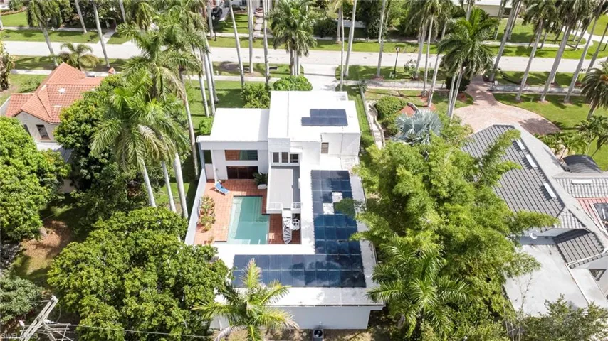1215 Caloosa Dr, Fort Myers, Florida 33901