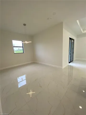 1054 Fayette AVE, LEHIGH ACRES FL 33974