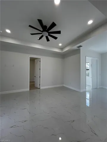 1054 Fayette AVE, LEHIGH ACRES FL 33974
