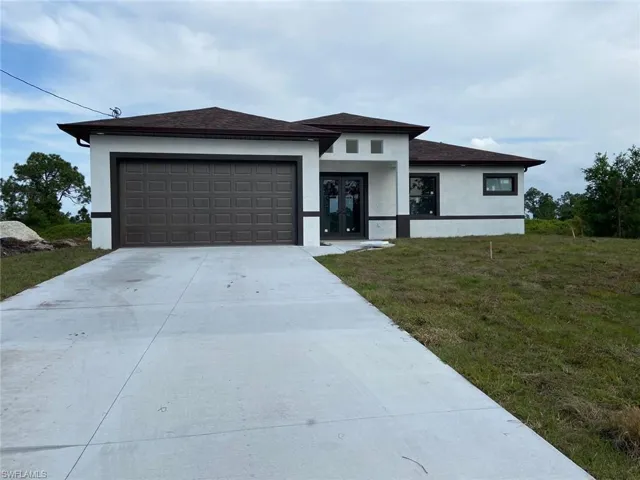 1054 Fayette AVE, LEHIGH ACRES FL 33974
