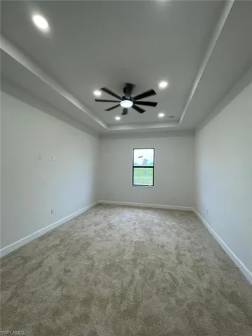 1054 Fayette AVE, LEHIGH ACRES FL 33974