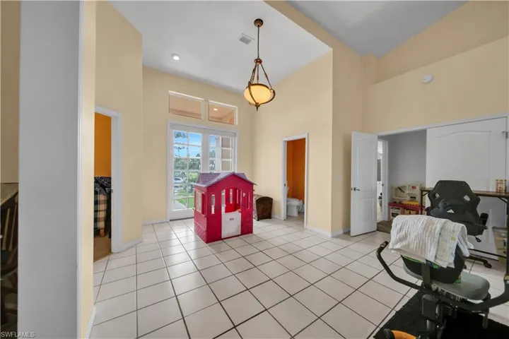 16971 Timberlakes Dr, Fort Myers, Florida 33908