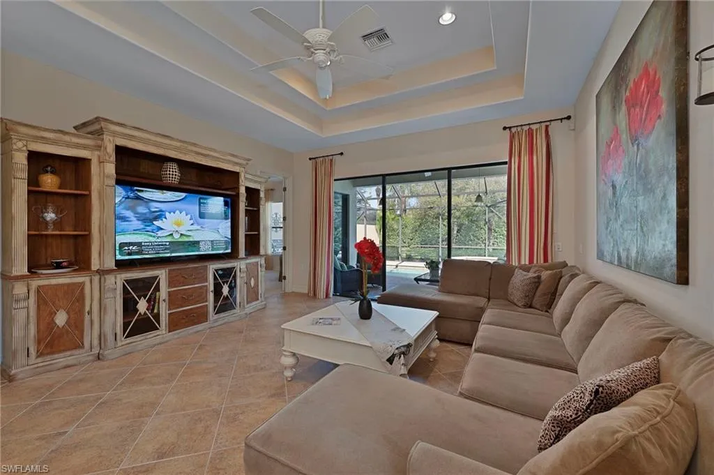 7377 Moorgate Point WAY, Naples, FL 34113,225022862