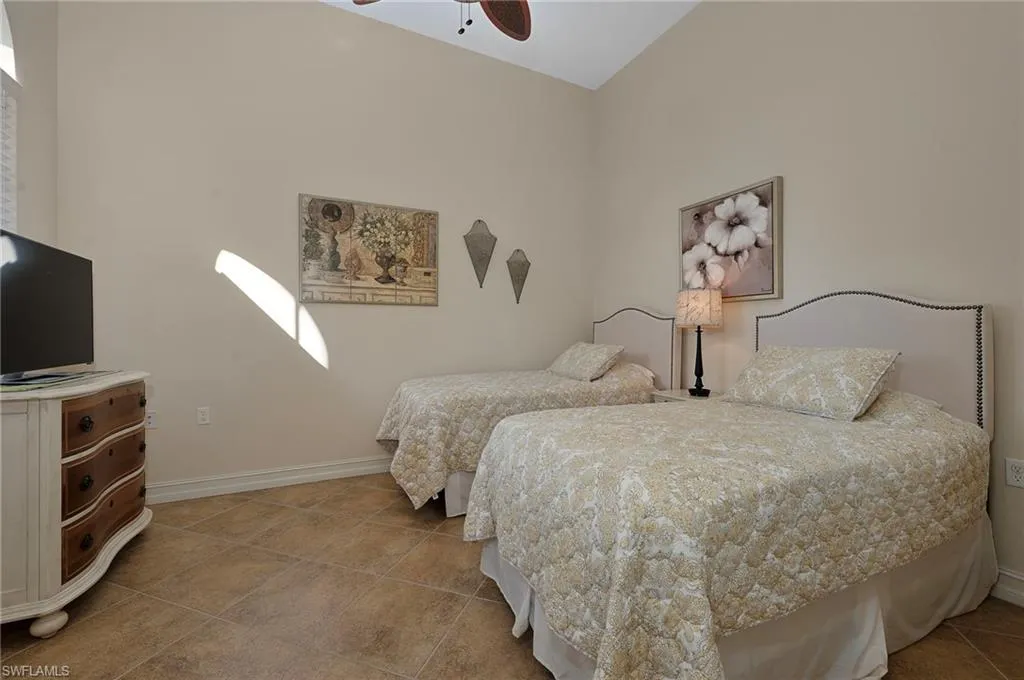 7377 Moorgate Point WAY, Naples, FL 34113,225022862