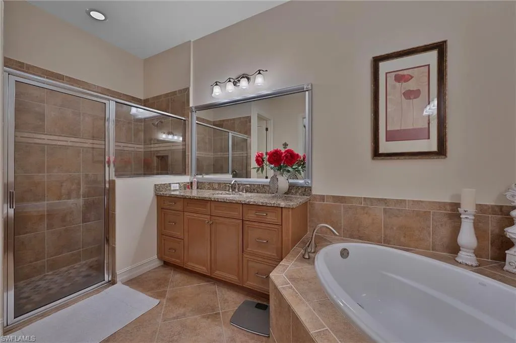 7377 Moorgate Point WAY, Naples, FL 34113,225022862