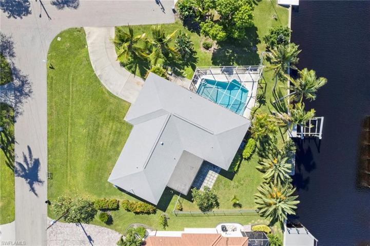 4132 SE 9th PL, CAPE CORAL FL 33904