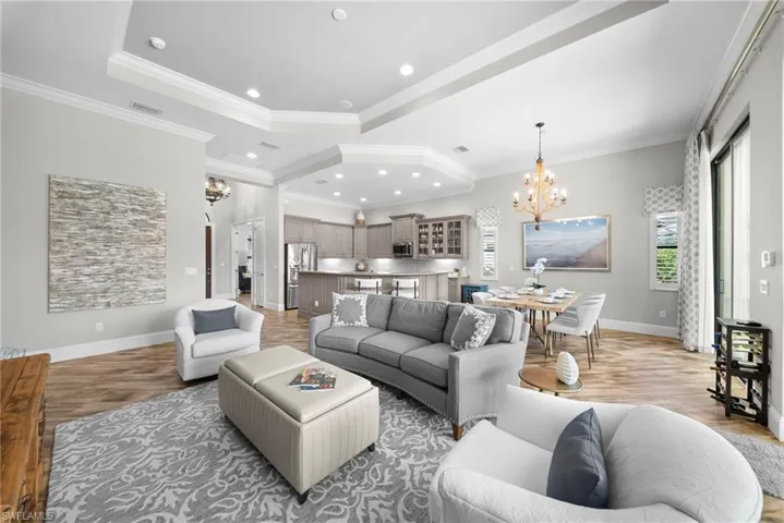6502 Roma Way, Naples, Florida 34113