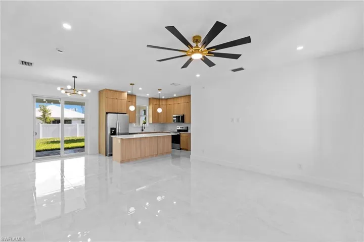 1337 NE 33rd  ST, Cape Coral, FL 33909