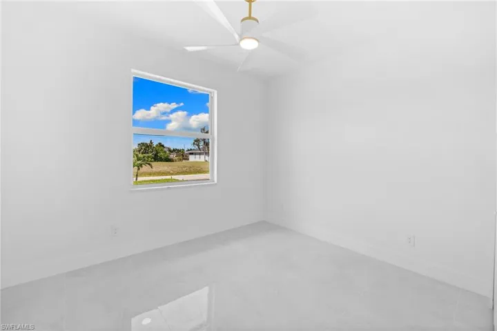 1337 NE 33rd  ST, Cape Coral, FL 33909