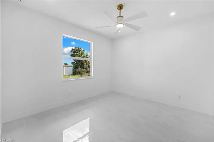 1337 NE 33rd  ST, Cape Coral, FL 33909