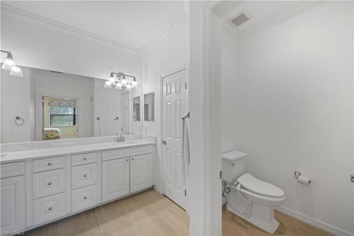 10554 Smokehouse Bay DR # 201, NAPLES FL 34120
