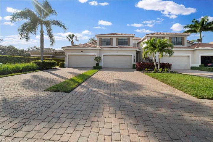 10554 Smokehouse Bay DR # 201, NAPLES FL 34120