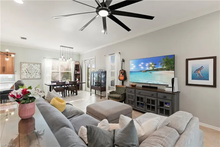 8503  Laurel Lakes  CV, Naples, FL 34119