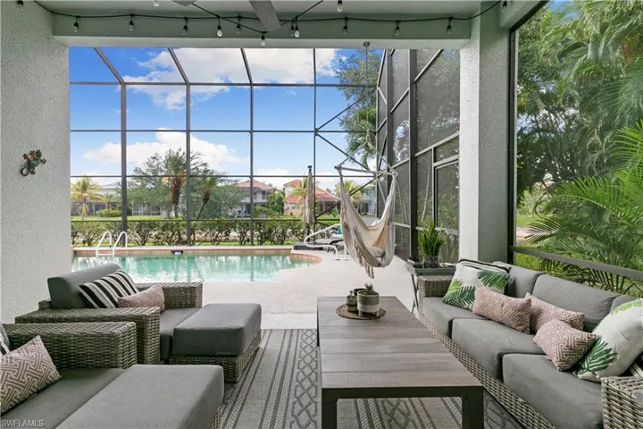 8503  Laurel Lakes  CV, Naples, FL 34119
