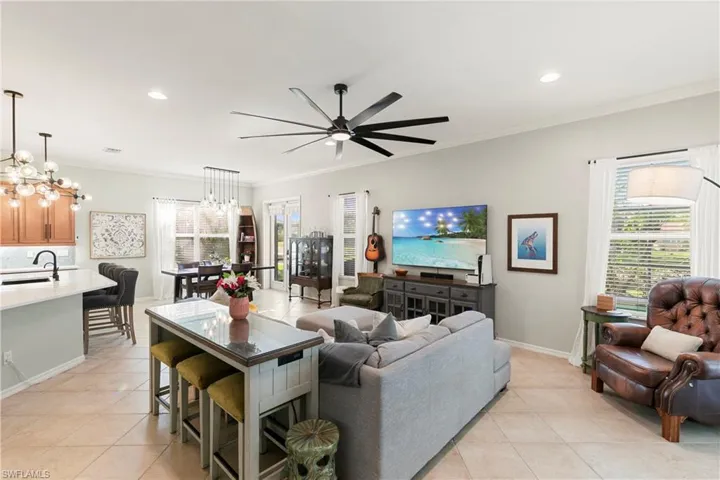 8503  Laurel Lakes  CV, Naples, FL 34119