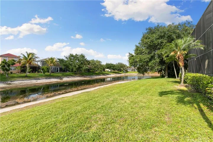 8503  Laurel Lakes  CV, Naples, FL 34119